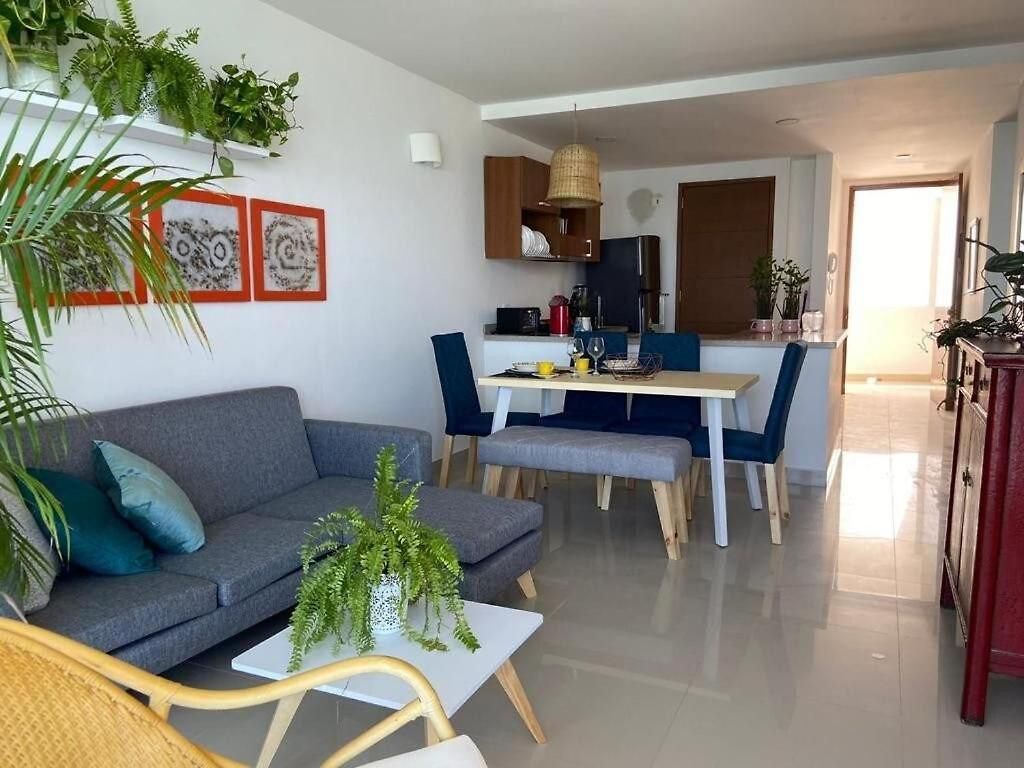 The Tropical And Chic Flat At 20b2 Apartamento