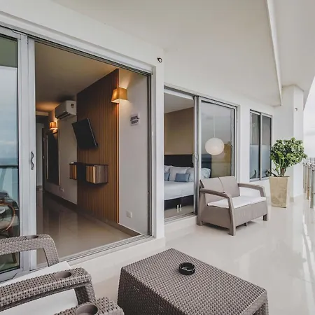 The Tropical And Chic Flat At 20b2 Apartamento