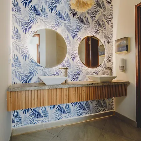 The Tropical And Chic Flat At 20b2