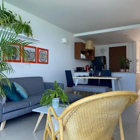 The Tropical And Chic Flat At 20b2 Apartamento