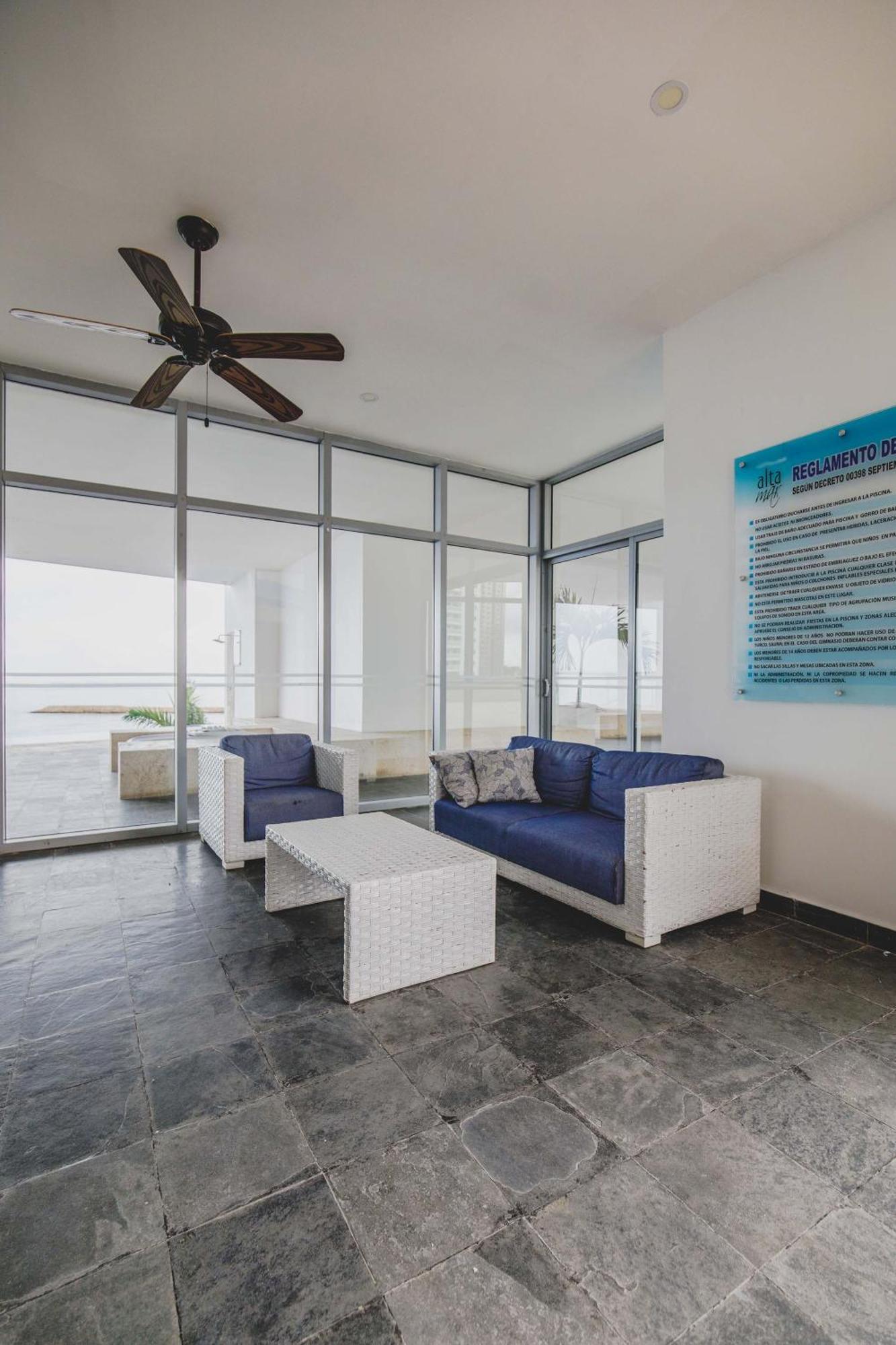 The Tropical And Chic Flat At 20b2 *